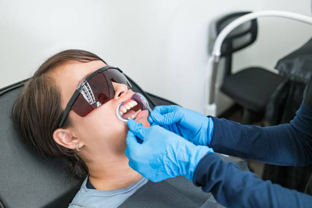 Best Emergency Tooth Extraction  in Meadowlakes, TX